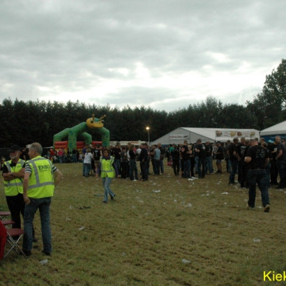 212